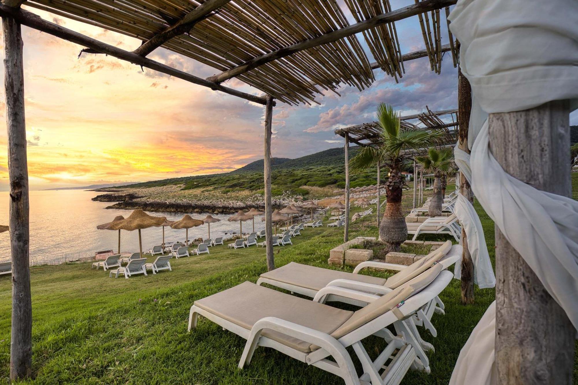Cala Del Principe Wild & Nature Resort Torre Mileto Esterno foto